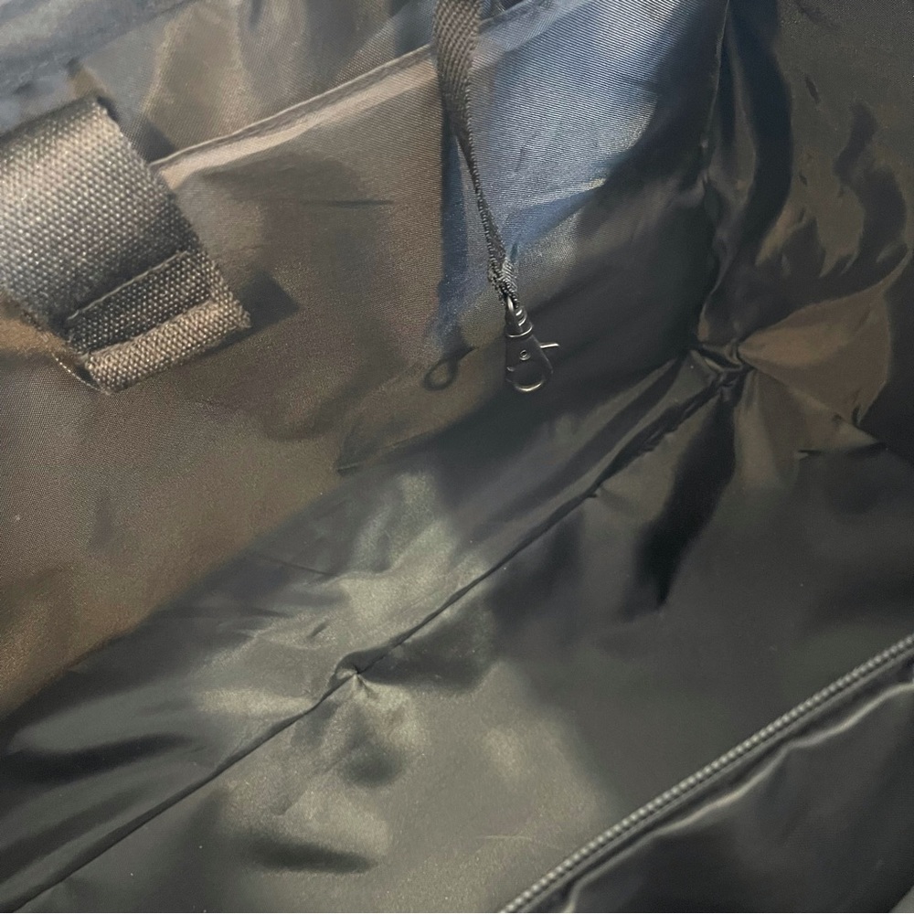 Beis Weekender Bag in Black - Picture 5 of 9